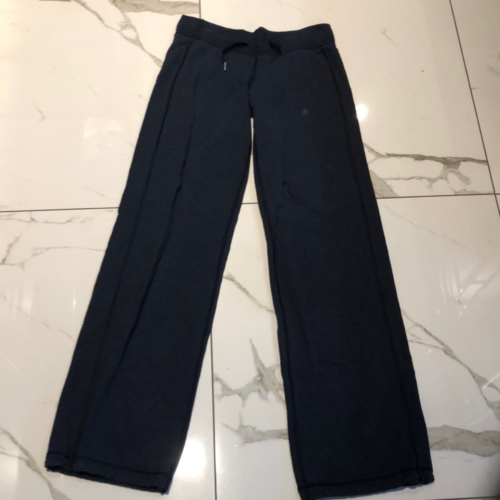 Lululemon joggers light weight long size 6